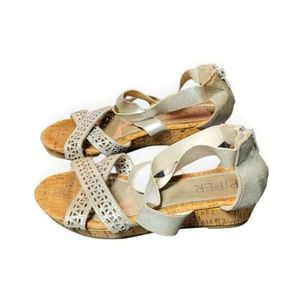 Girls Piper Sandals size 2
